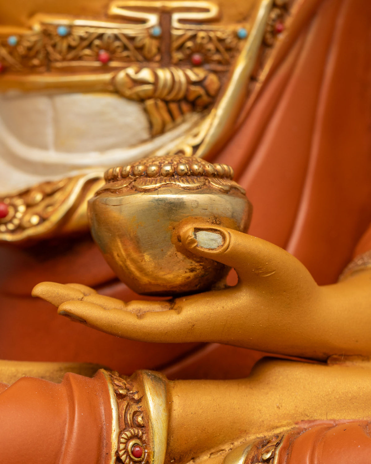 Colorful Shakyamuni Buddha Statue from Nepal – Calming Spiritual Decor