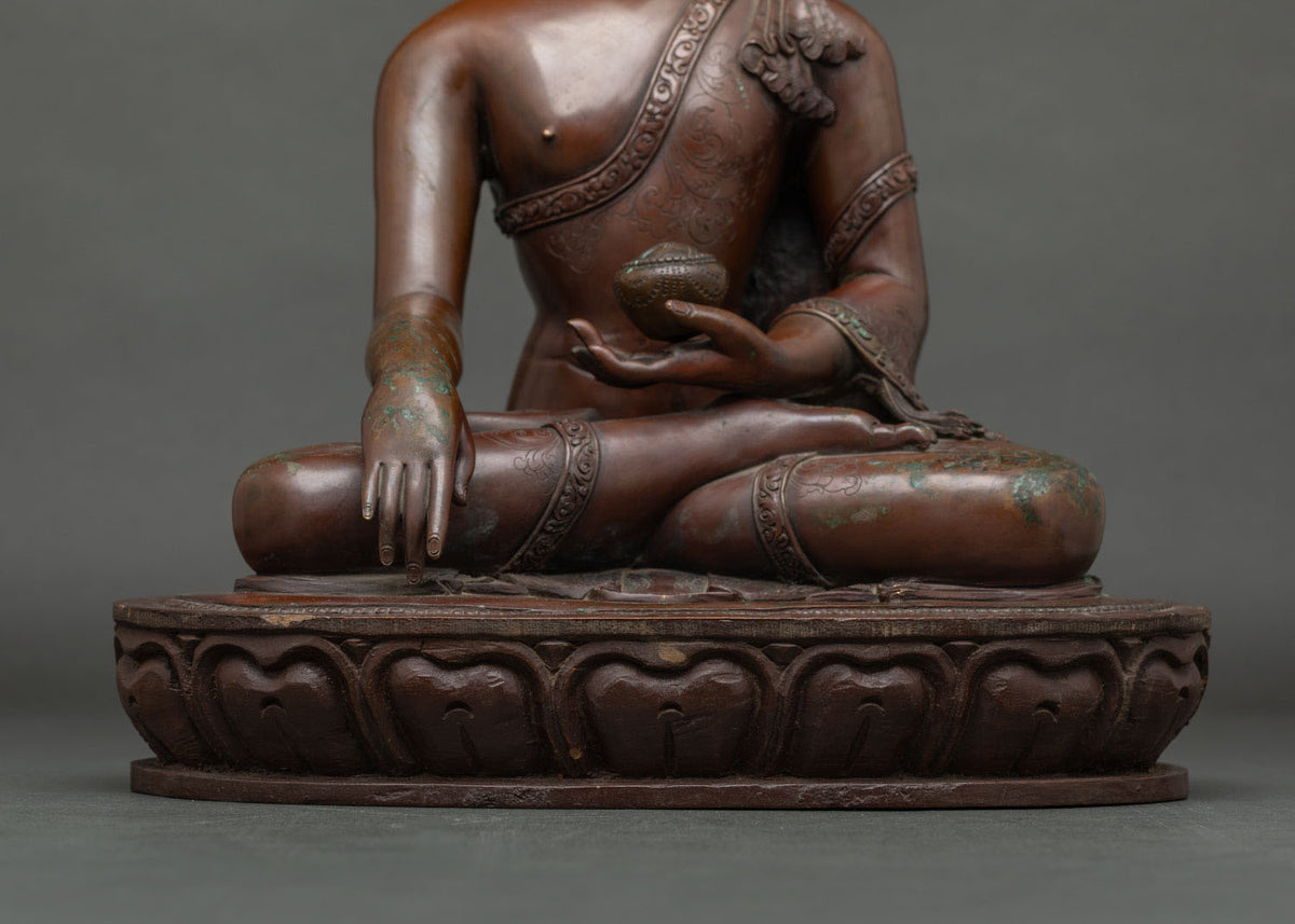 Brown Shakyamuni Buddha Statue – Oxidized Copper Buddhist Figurine