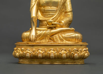 Historical Siddhartha Gautama Statue | Traditional Buddhist Artwork