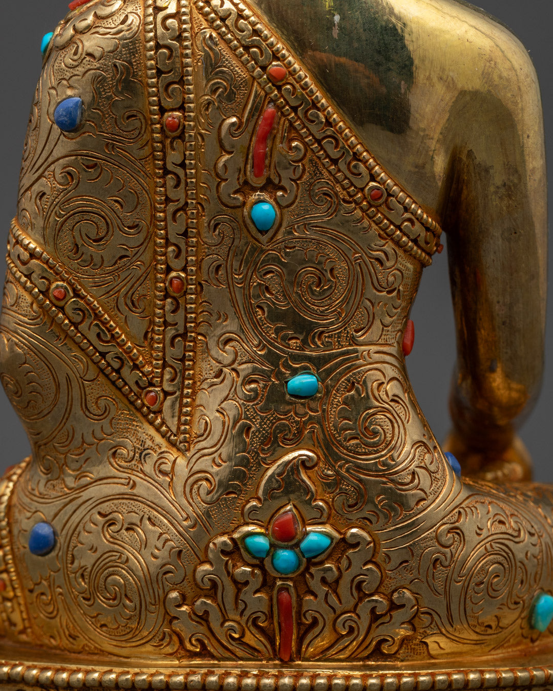 Shakyamuni Buddha Statue | Spiritual Symbol of Enlightenment