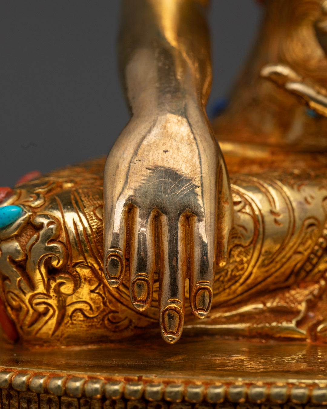 Shakyamuni Buddha Statue | Spiritual Symbol of Enlightenment