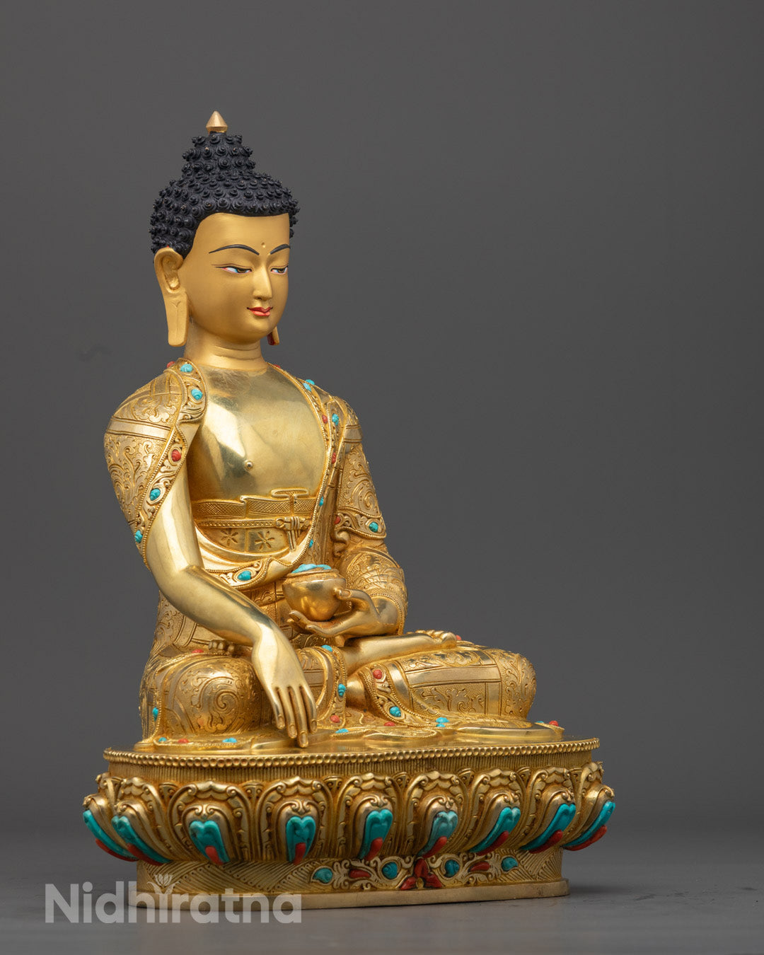 Shakyamuni Buddha Statue – Handcrafted Tibetan Sculpture for Meditation and Spiritual Growth