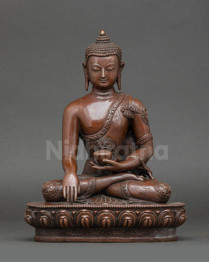 Shakyamuni Buddha statue handmade in Nepal copper oxidized meditation sculpture