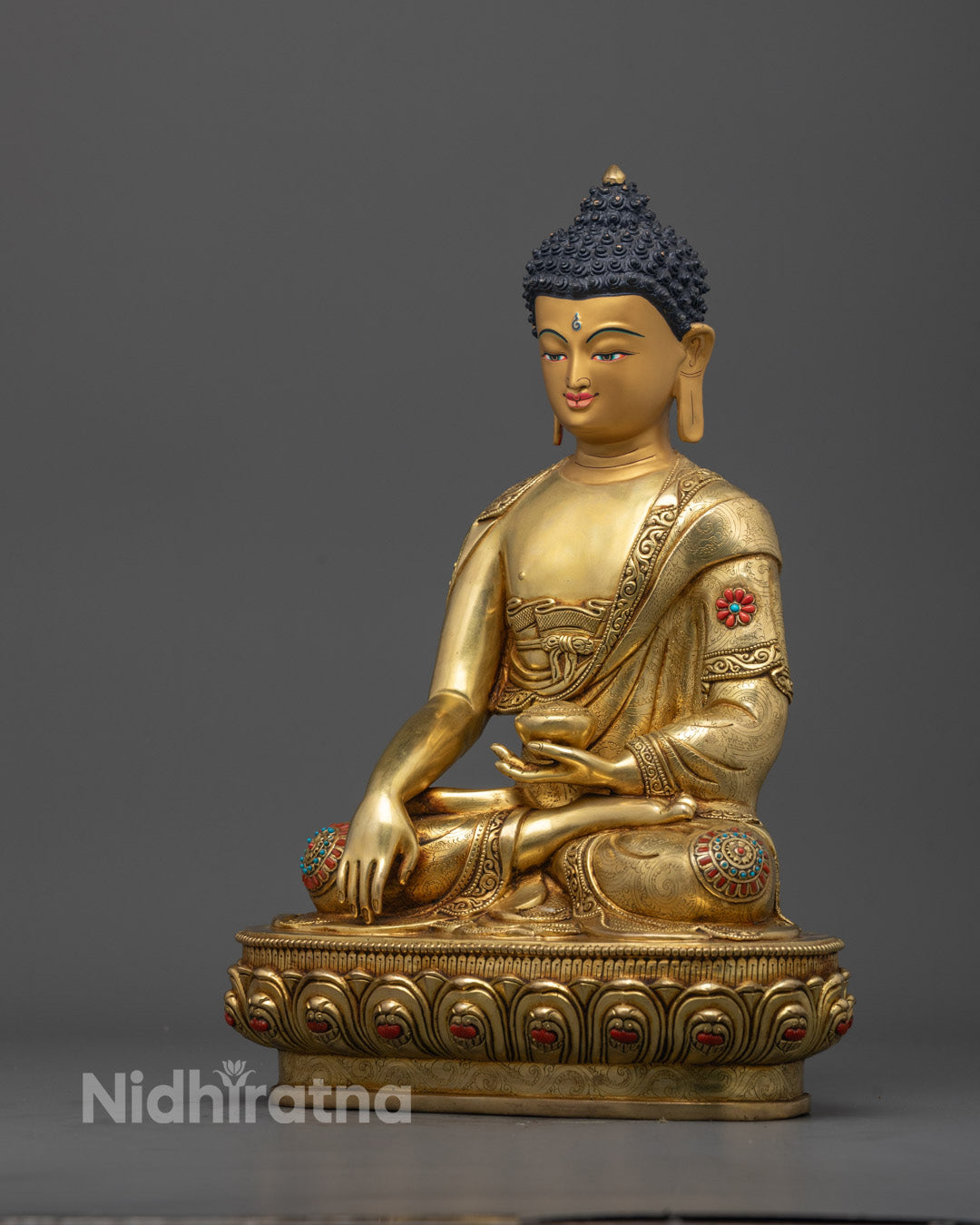 Beautiful Shakyamuni Buddha Statue | Traditional Himalayan Art