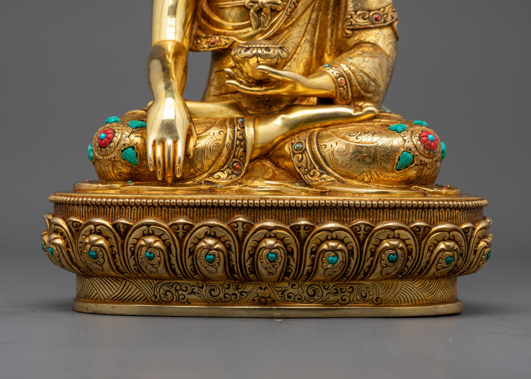 Majestic Gautama Buddha Sculpture | Traditional Himalayan Ancient Art