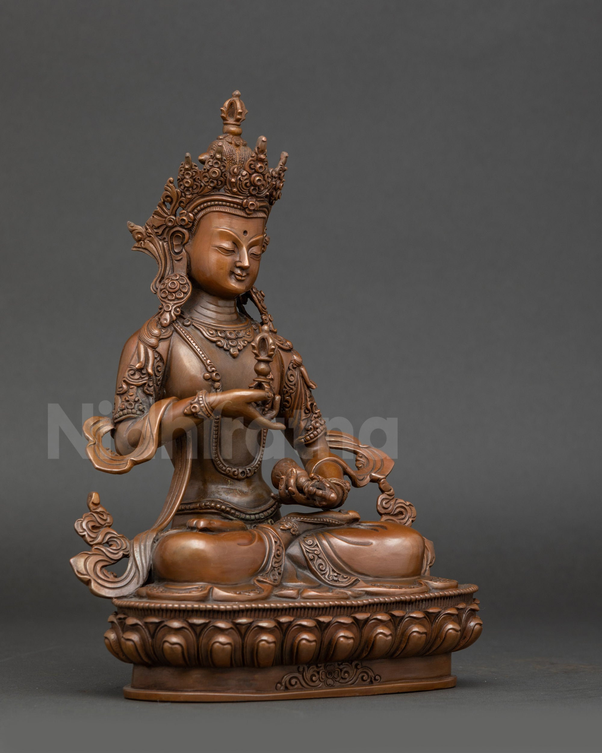 Side view of Vajrasattva Dorje Sempa statue, copper altar sculpture for meditation