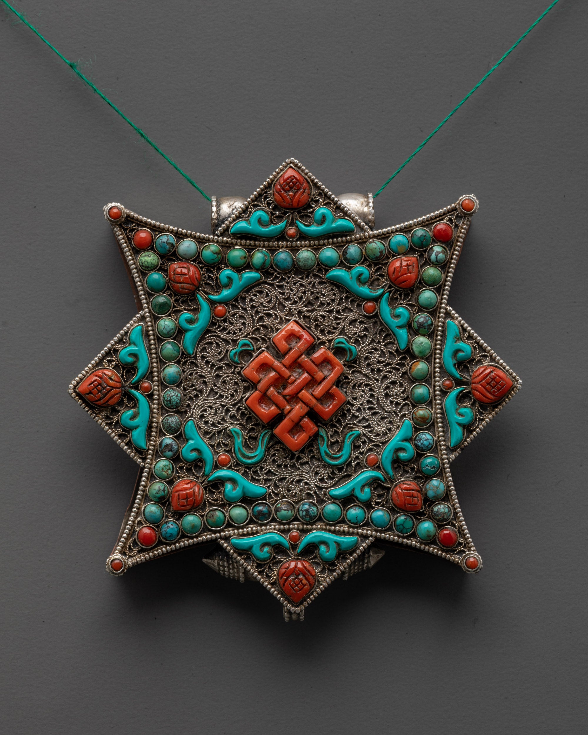 Silver Endless Knot Amulet | Nepalese Buddhist Jewelry for Balance