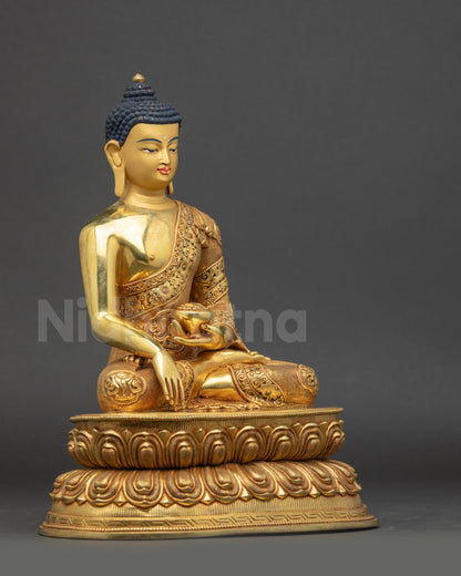 Traditional Nepalese lost-wax cast Shakyamuni Buddha figurine for sacred space and mindfulness