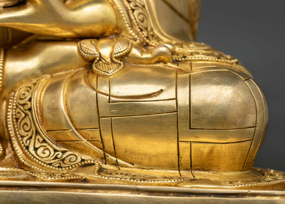 The Tsangpa Gyare Statue | Founder of Drukpa Kagyu Lineage