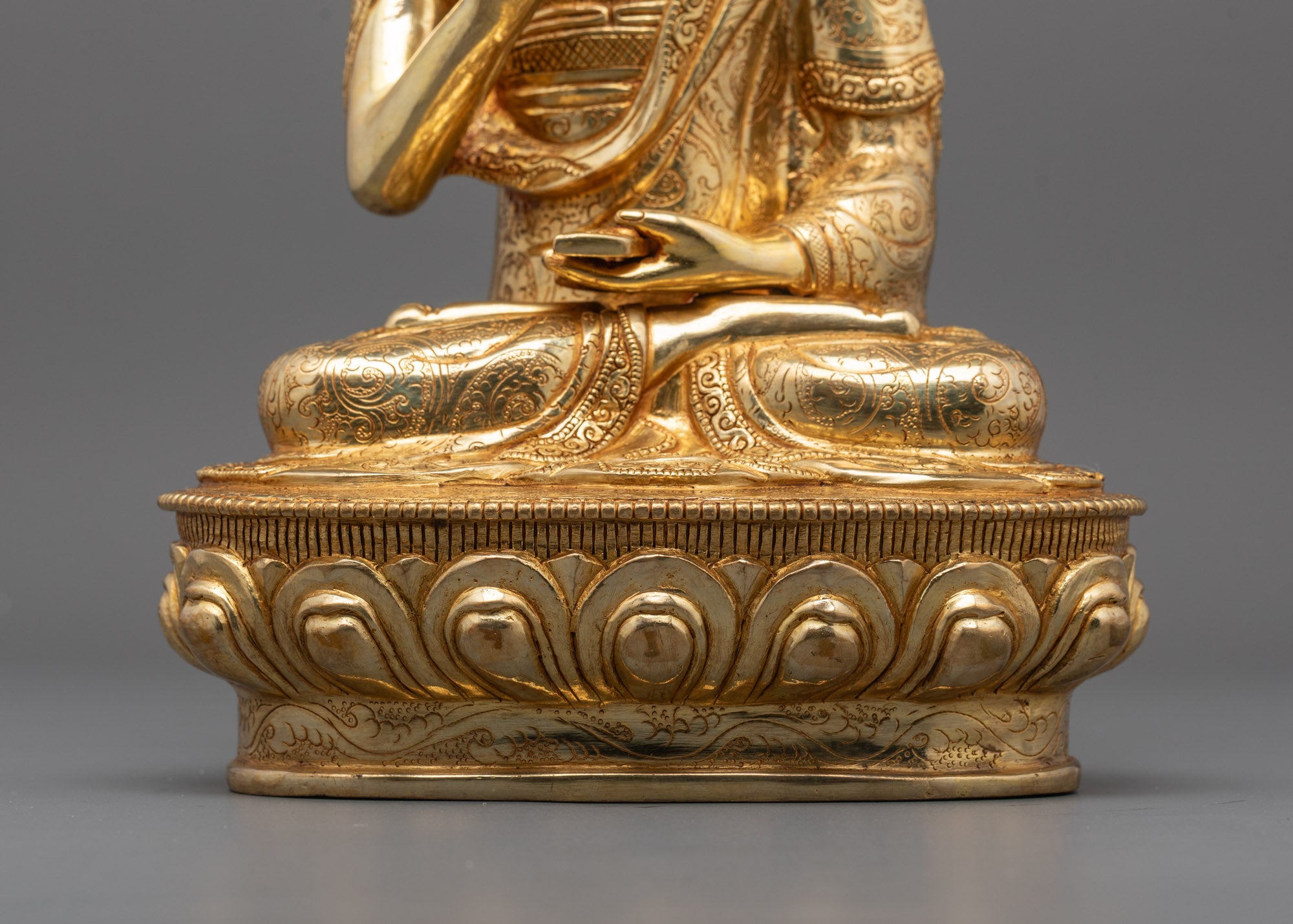Je Tsongkhapa with Gyaltsab and Khedrup Statues
