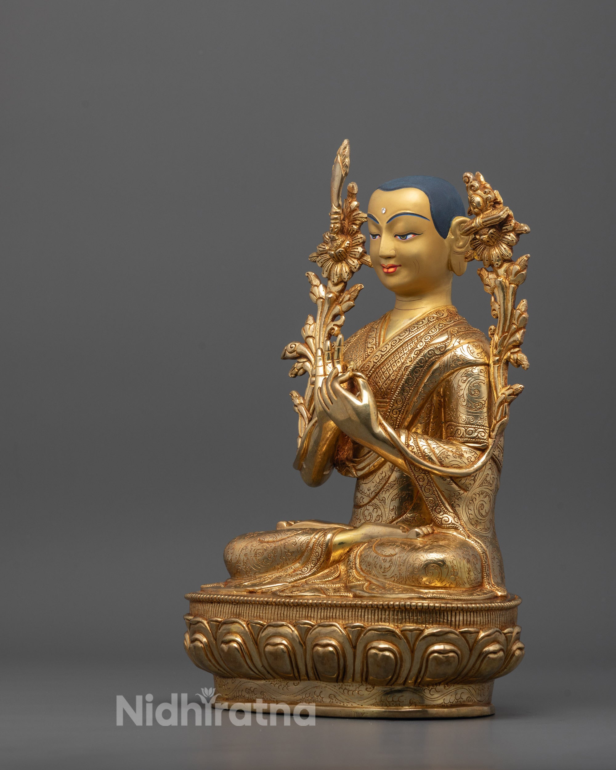 Je Tsongkhapa with Gyaltsab and Khedrup Statues