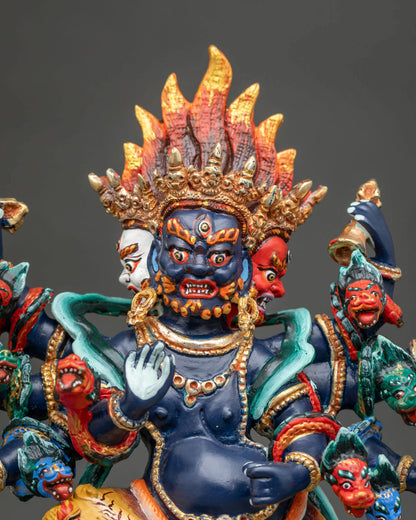 Uchusma Statue