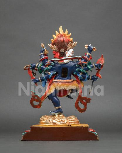 Uchusma Statue