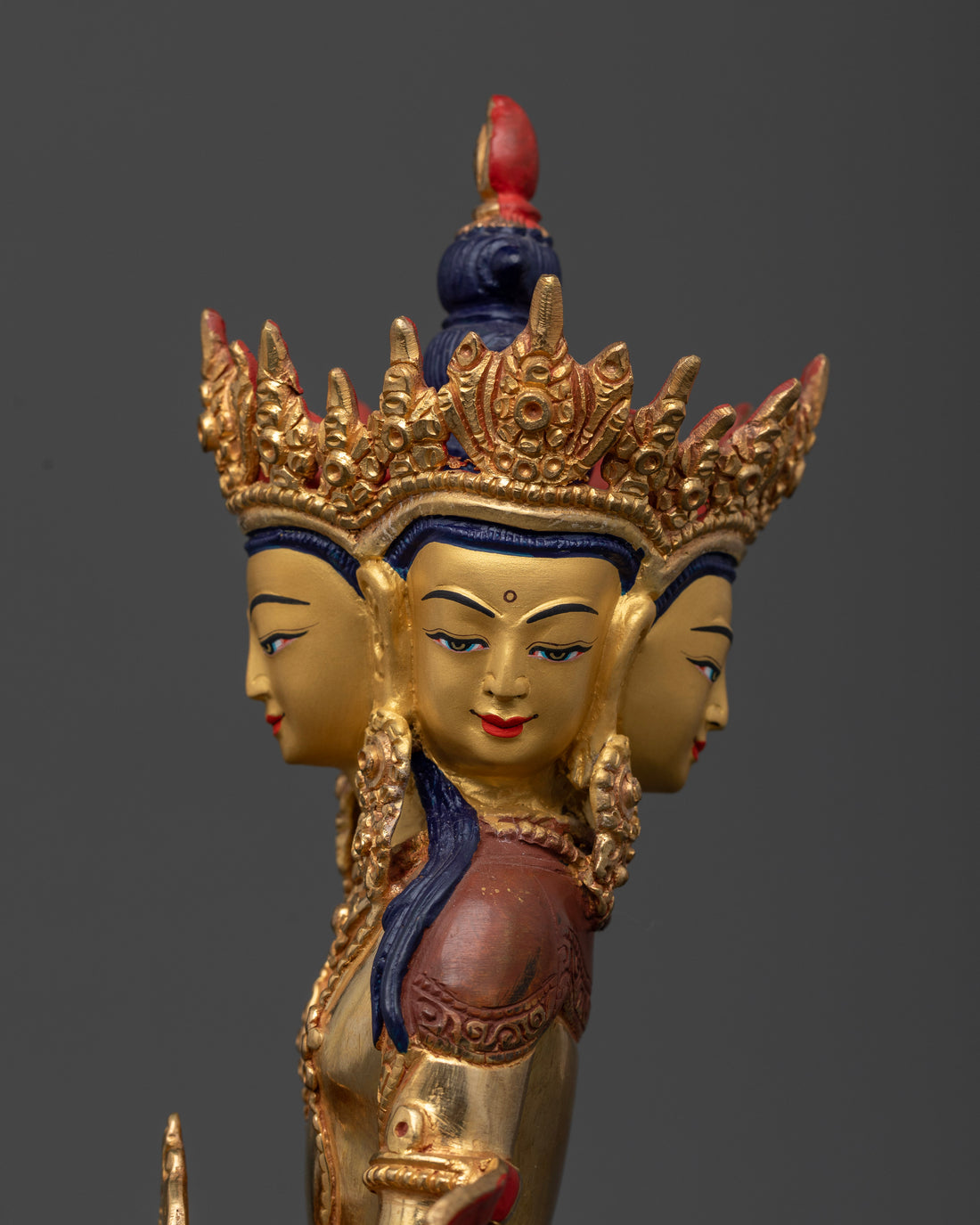 Vairocana Buddha Statue - Embodiment of Universal Enlightenment