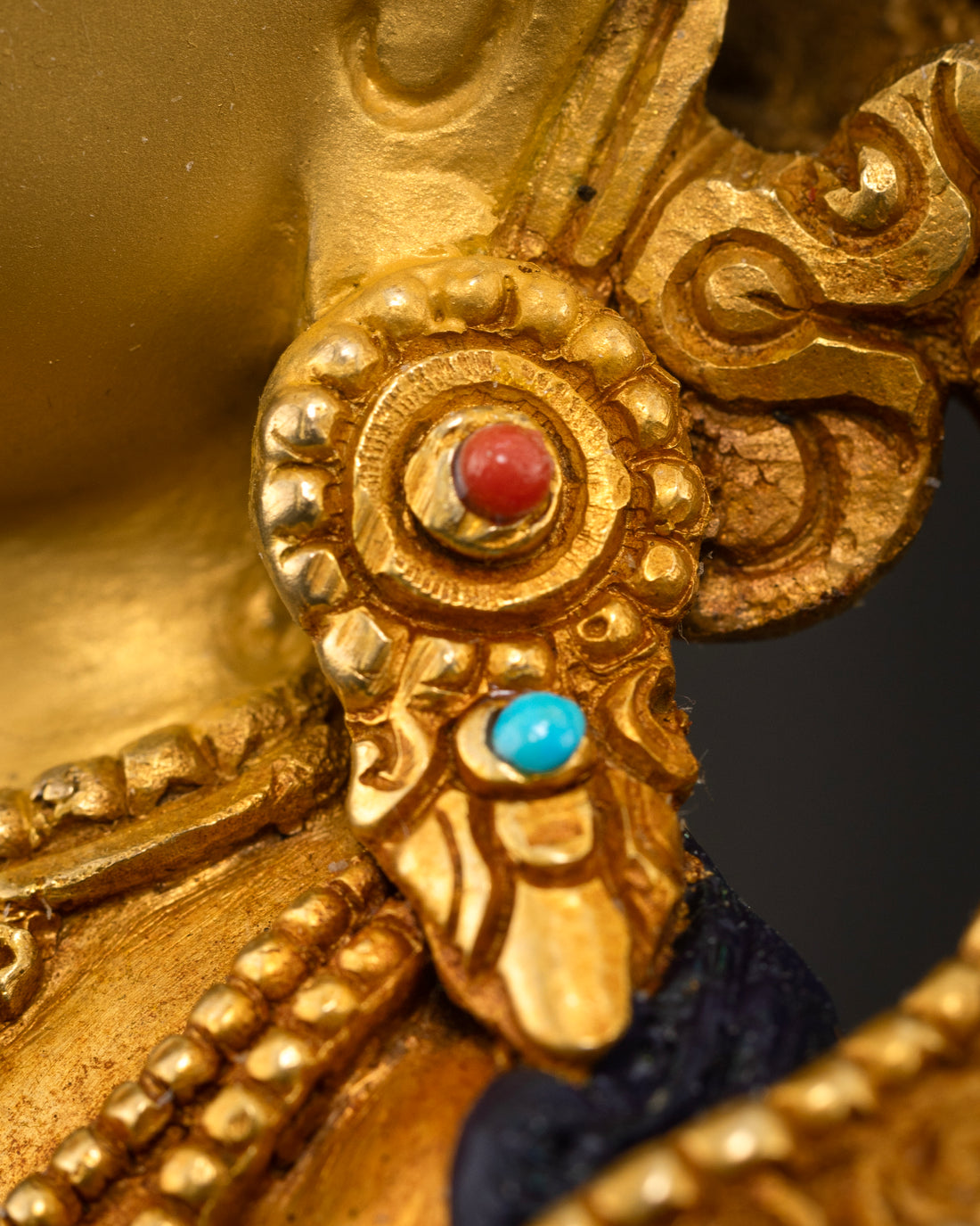 The Cosmic Buddha: Vajradhara Statue of Infinite Wisdom