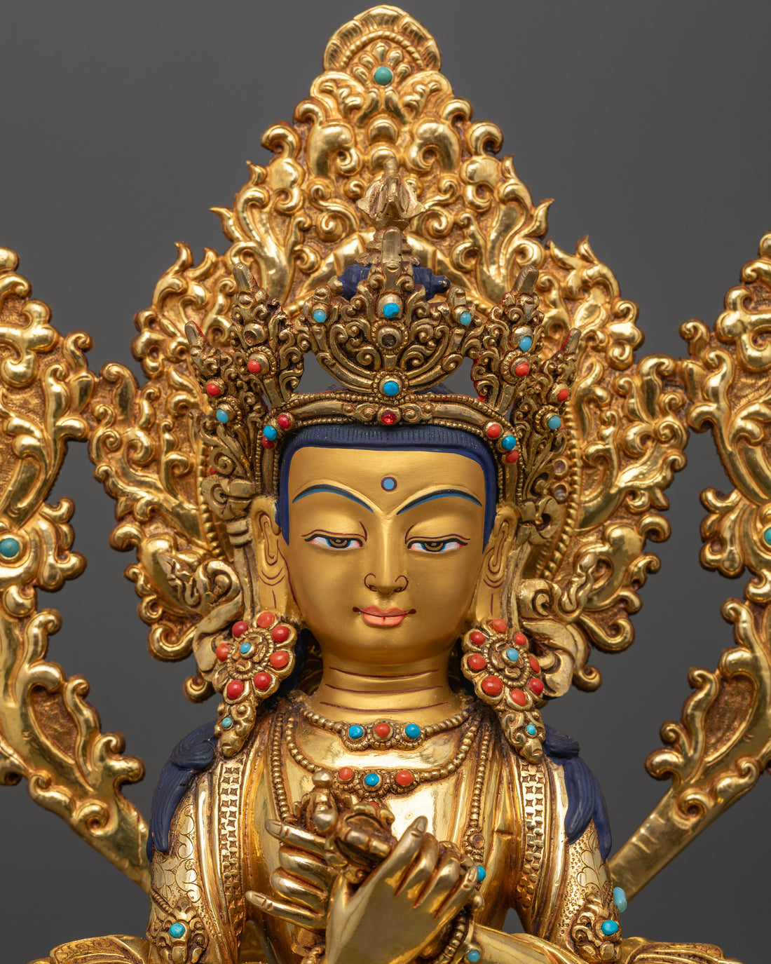 The Divine Vajra: Vajradhara's Path to Enlightenment