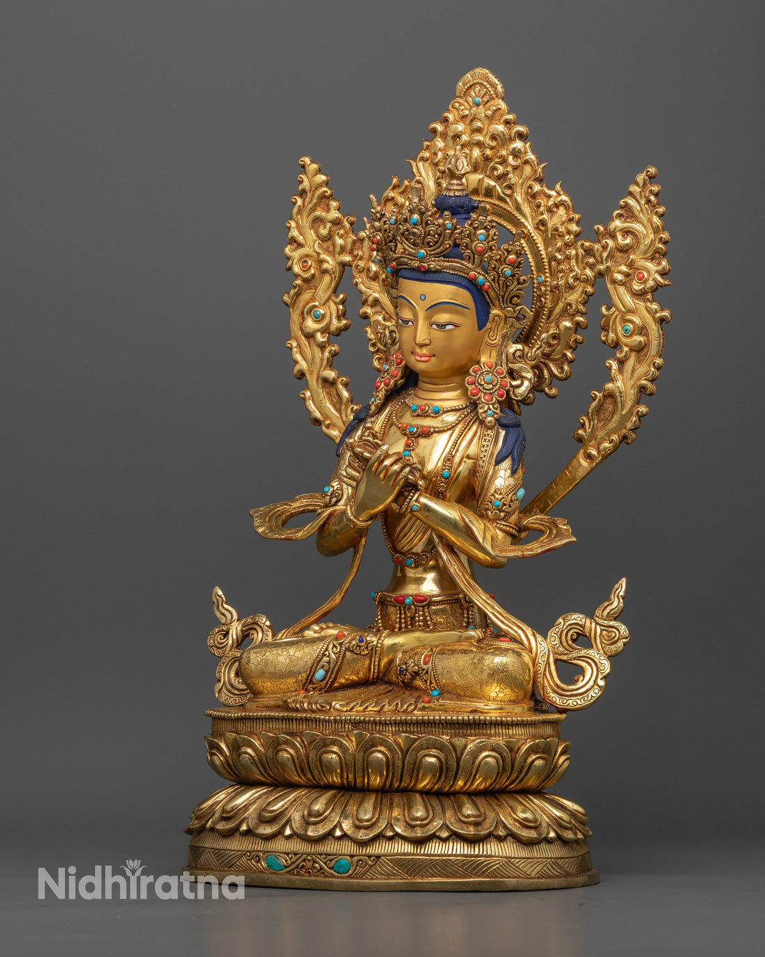 The Divine Vajra: Vajradhara's Path to Enlightenment