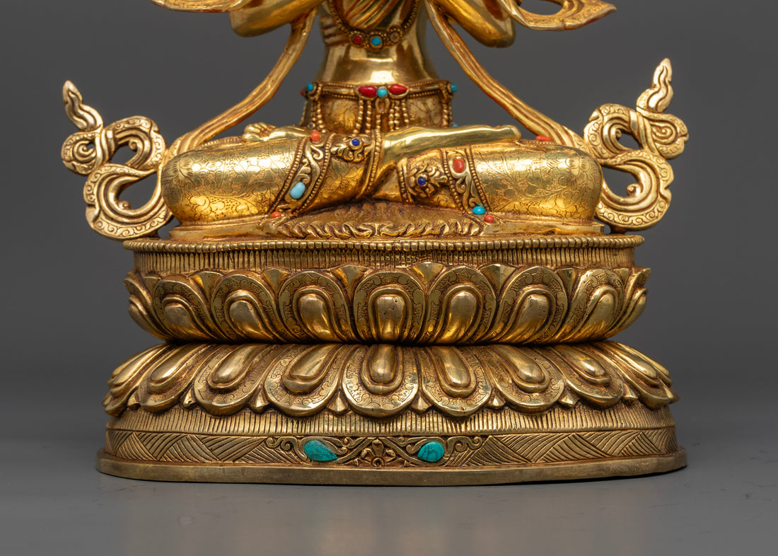 The Divine Vajra: Vajradhara's Path to Enlightenment