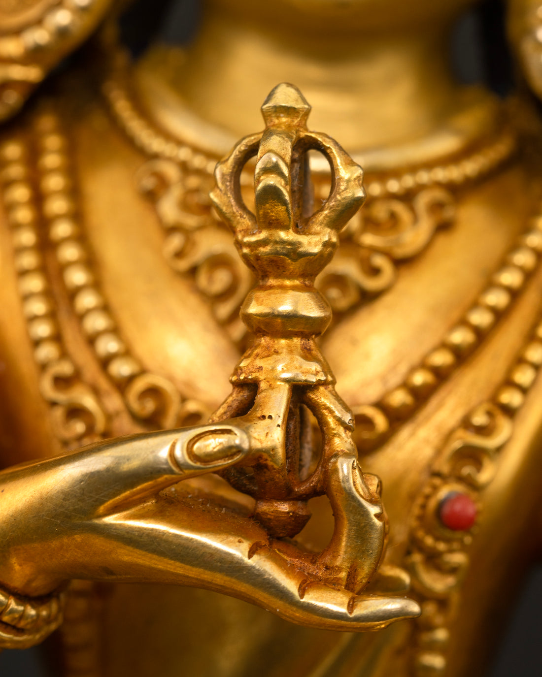 Handcrafted Purity: The Unique Vajrasattva Statue