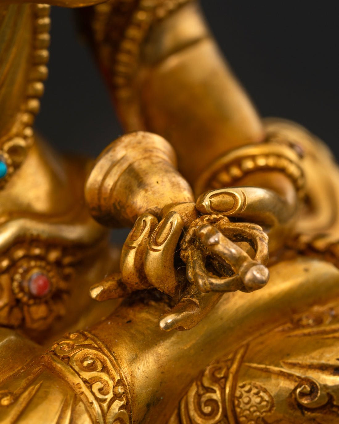 Handcrafted Purity: The Unique Vajrasattva Statue