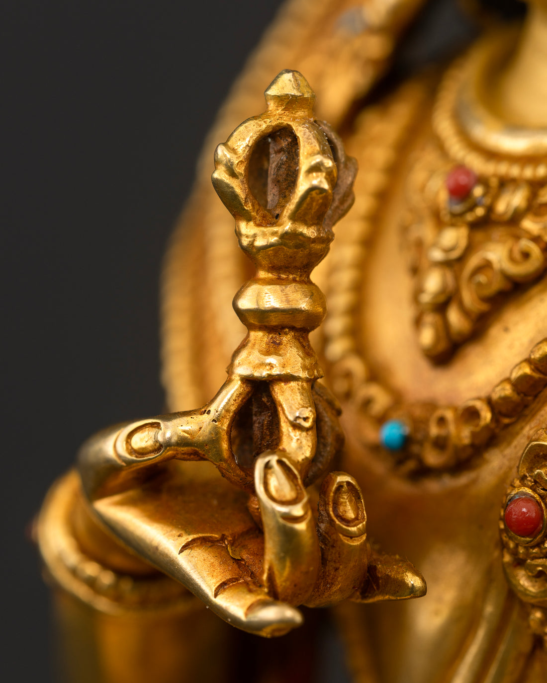 Handcrafted Purity: The Unique Vajrasattva Statue