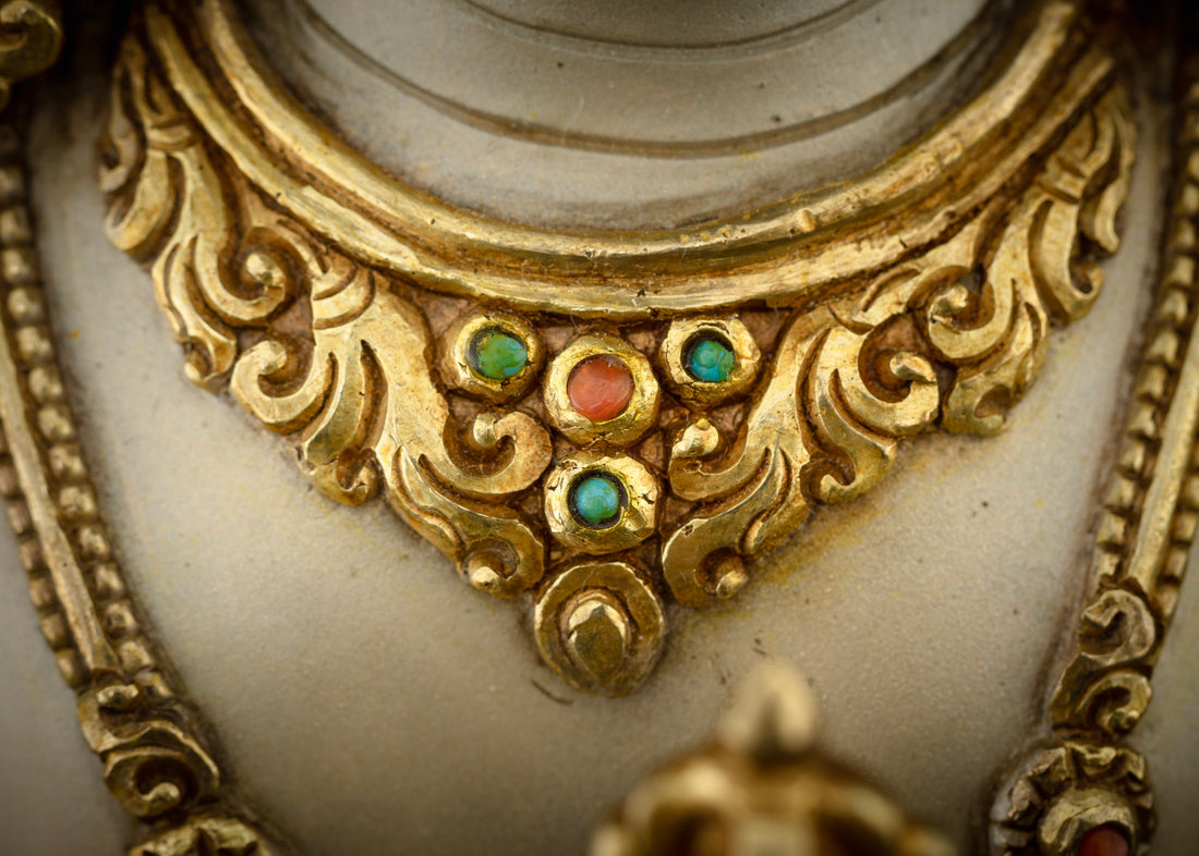 Vajrasattva’s Silver Radiance: A Symbol of Inner Cleansing