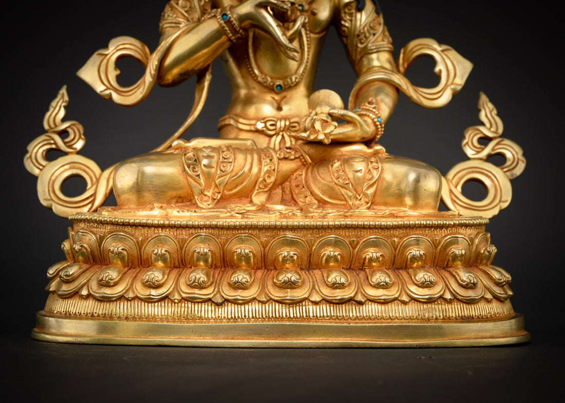 Magnificient Dorje Sempa Statue : Symbol of Purity