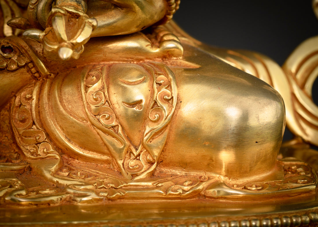 Magnificient Dorje Sempa Statue : Symbol of Purity