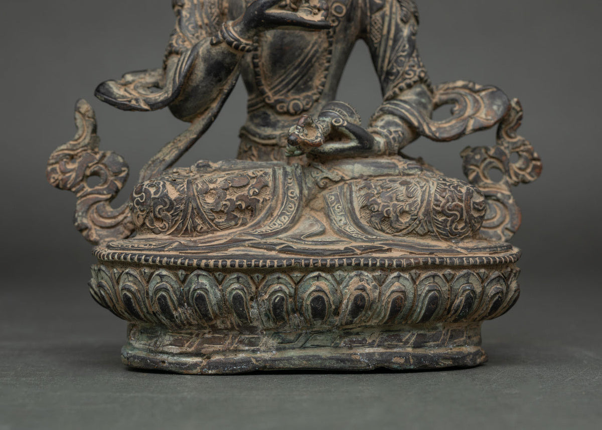 Oxidized Copper Vajrasattva Statue – Traditional Nepali Metalwork