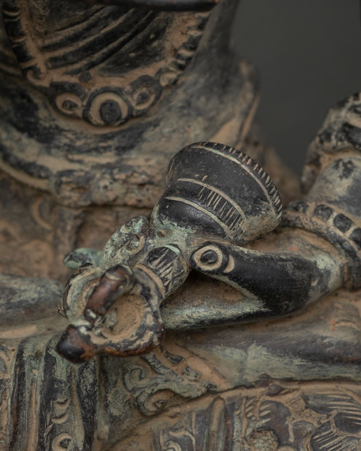 Oxidized Copper Vajrasattva Statue – Traditional Nepali Metalwork