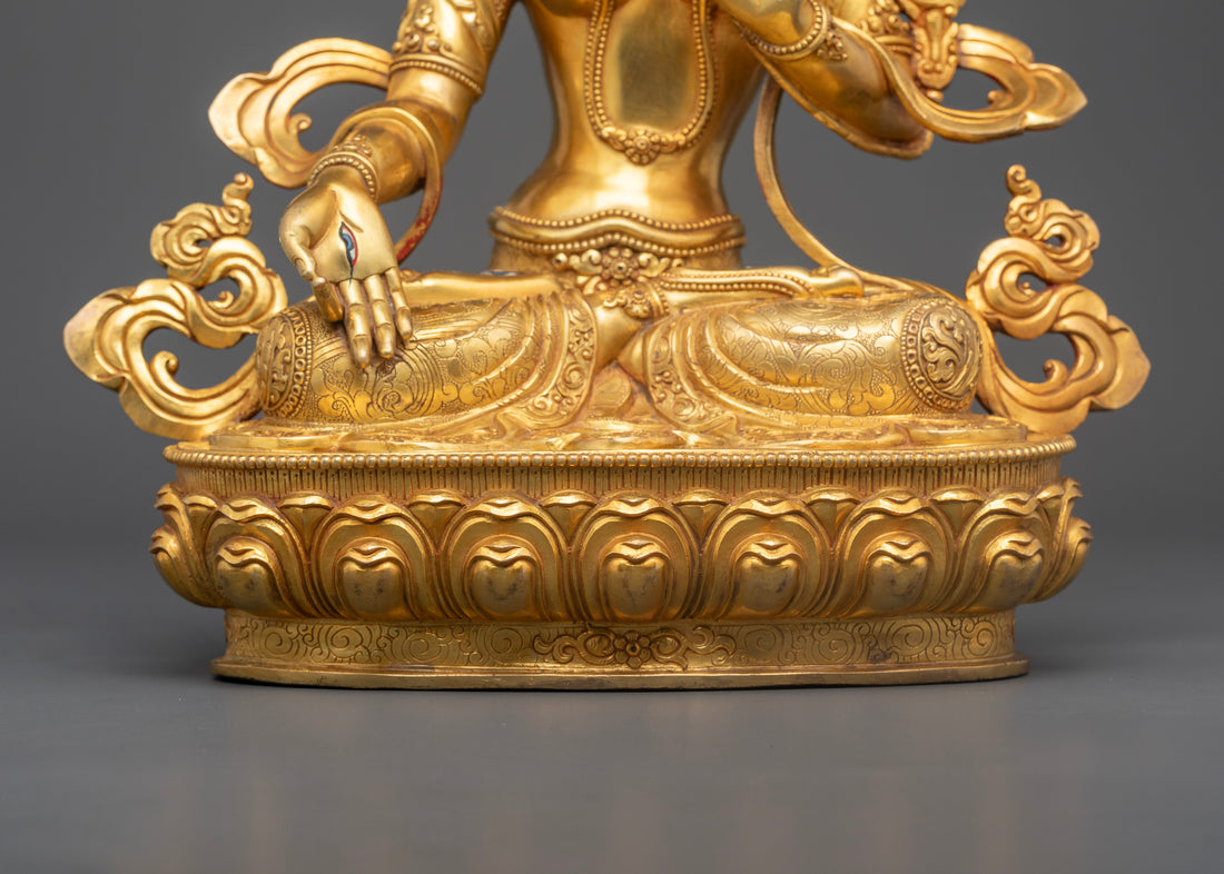 White Tara Seven Eyes Goddess Statue: Emblem of Compassion and Healing