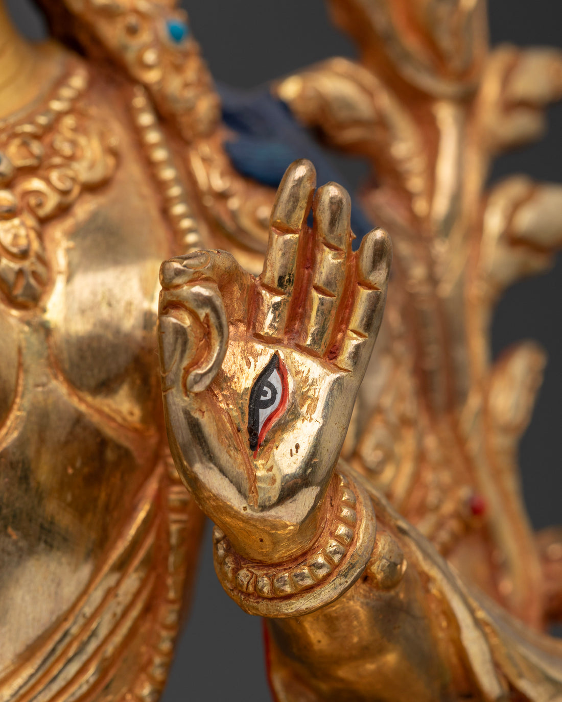 Exploring White Tara: Wisdom and Compassion in Tibetan Buddhist Tradition