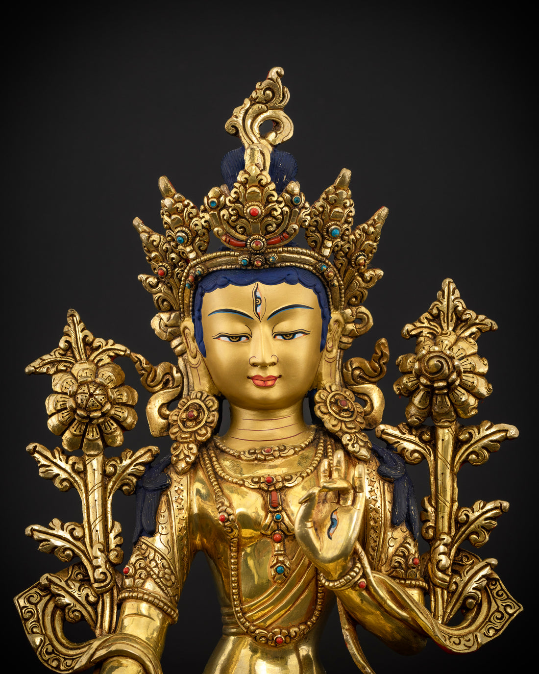 Enlightened Eyes: Tara Deity of Profound Awareness