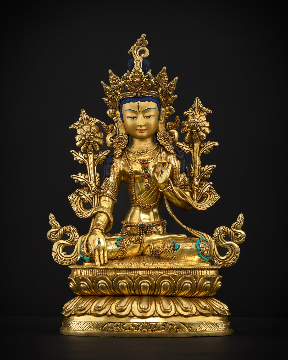 Enlightened Eyes: Tara Deity of Profound Awareness