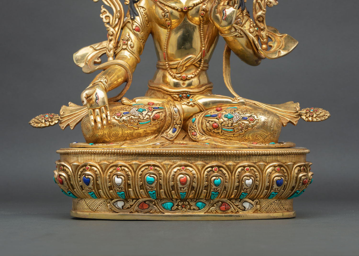 White Tara Buddhist Statue – Traditional Himalayan Spiritual Decor