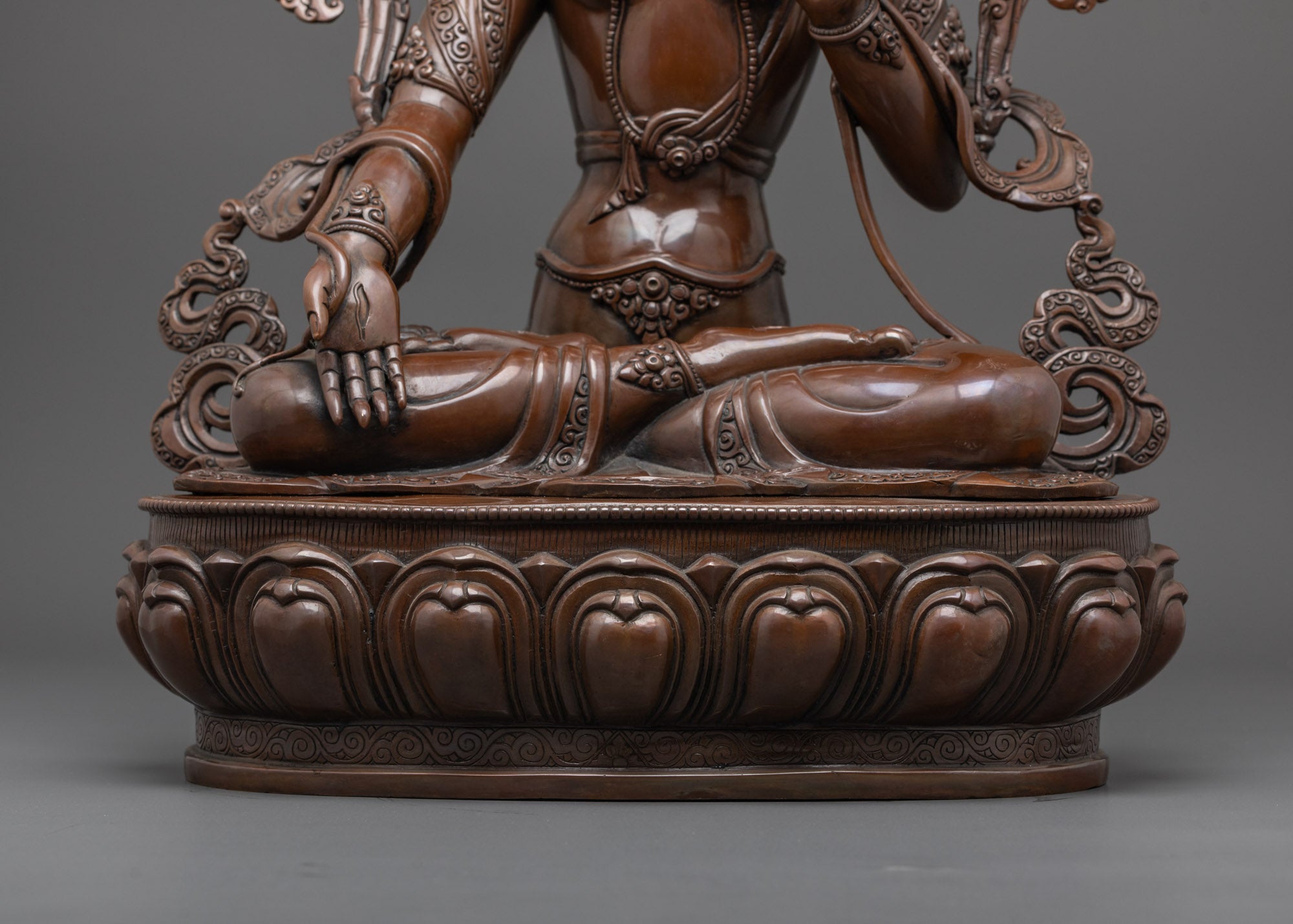 Oxidized White Tara Statue | Ancient Tibetan Spiritual Symbol