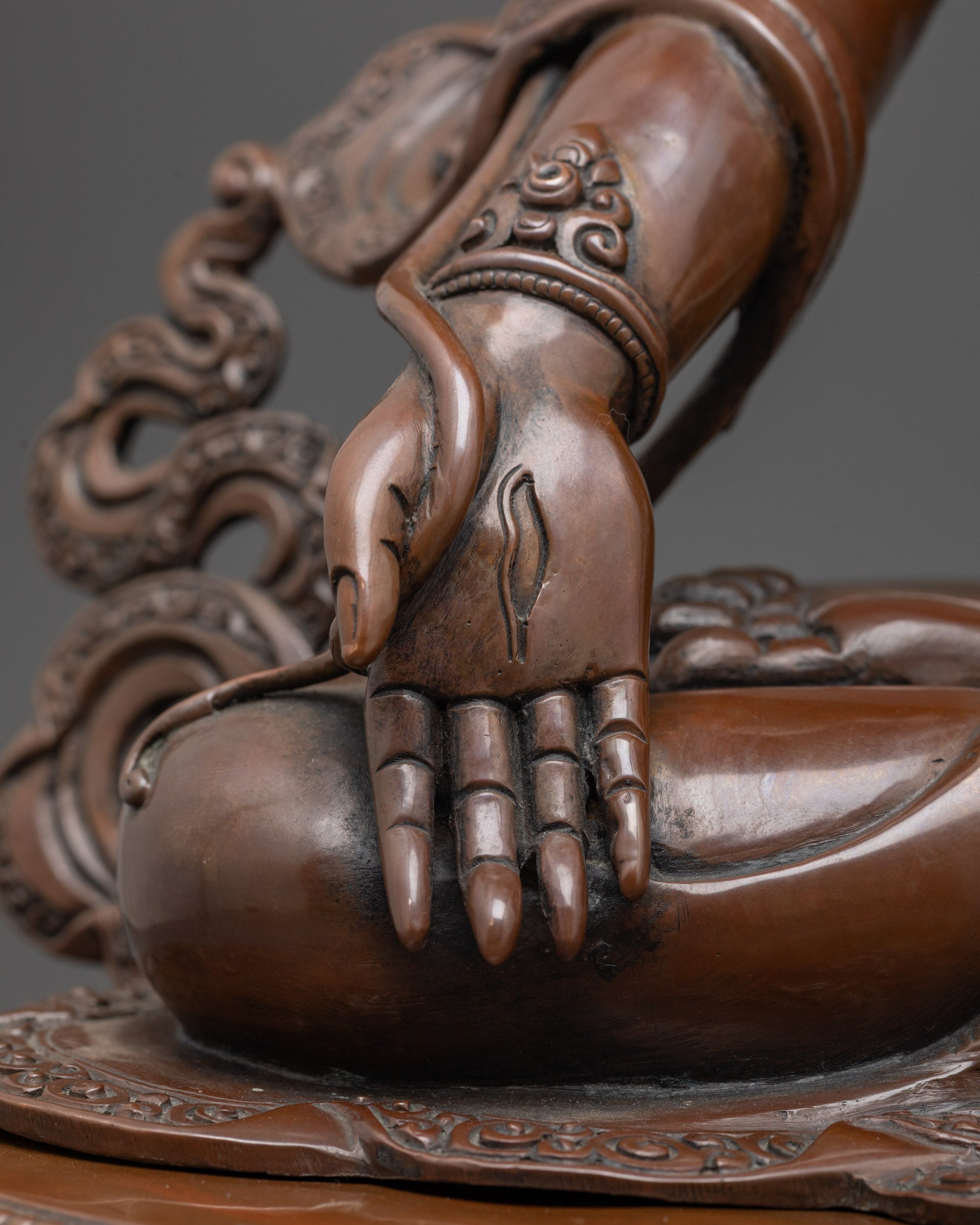 Oxidized White Tara Statue | Ancient Tibetan Spiritual Symbol