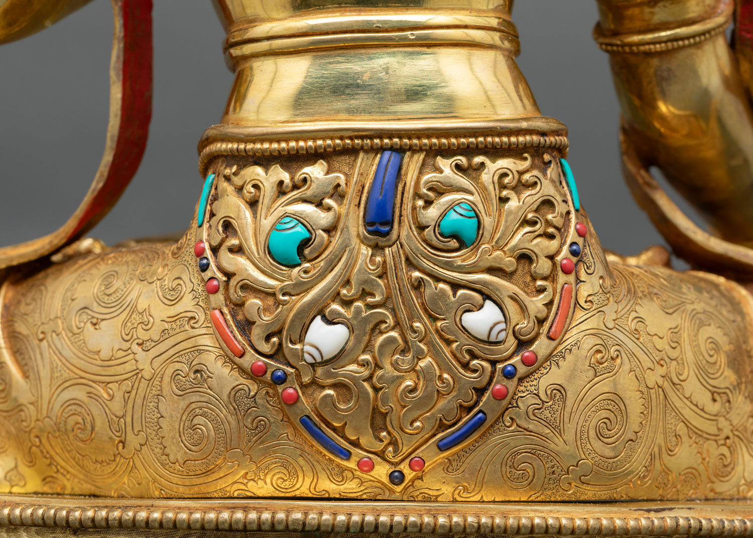 White Tara Buddhist Statue – Traditional Himalayan Spiritual Decor