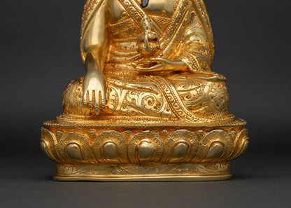 Zabdrung Ngawang Namgyal Statue