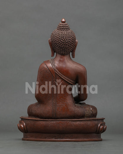 Amitabha Buddha statue buddha of infinite light for meditation.
