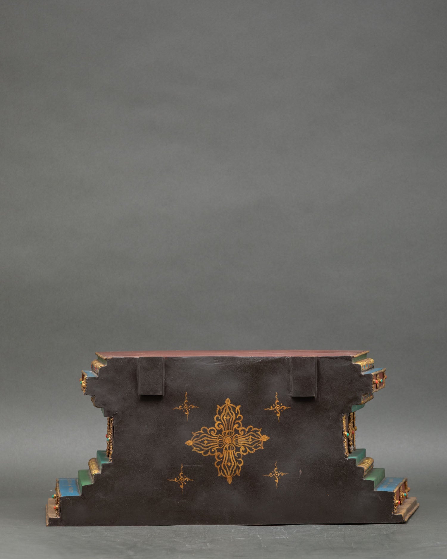 Handcrafted Throne | Elevate and Enhance Statue Presence
