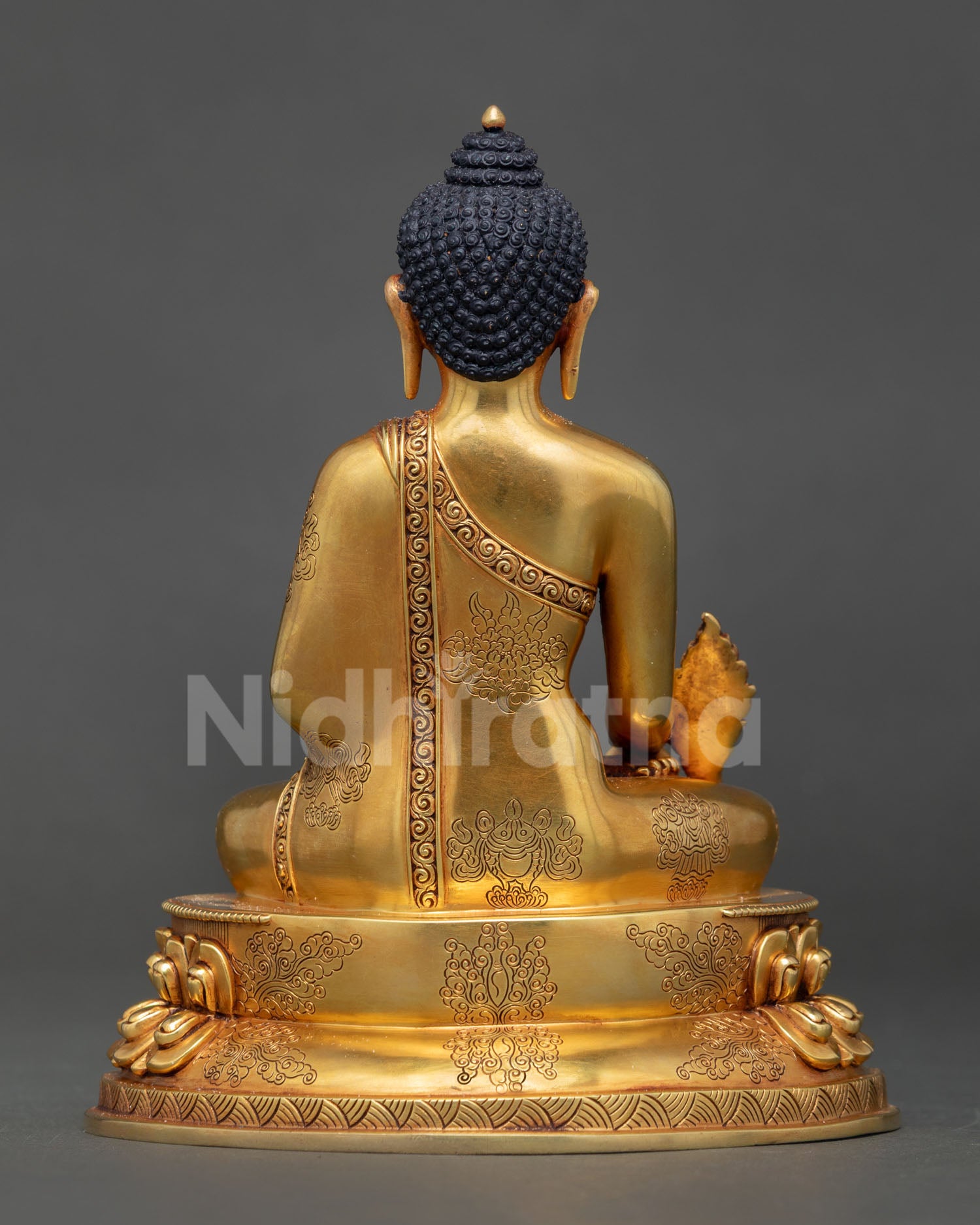 Back view Medicine Buddha Statue, hollow relic chamber, fire-gilded copper, handmade Nepal