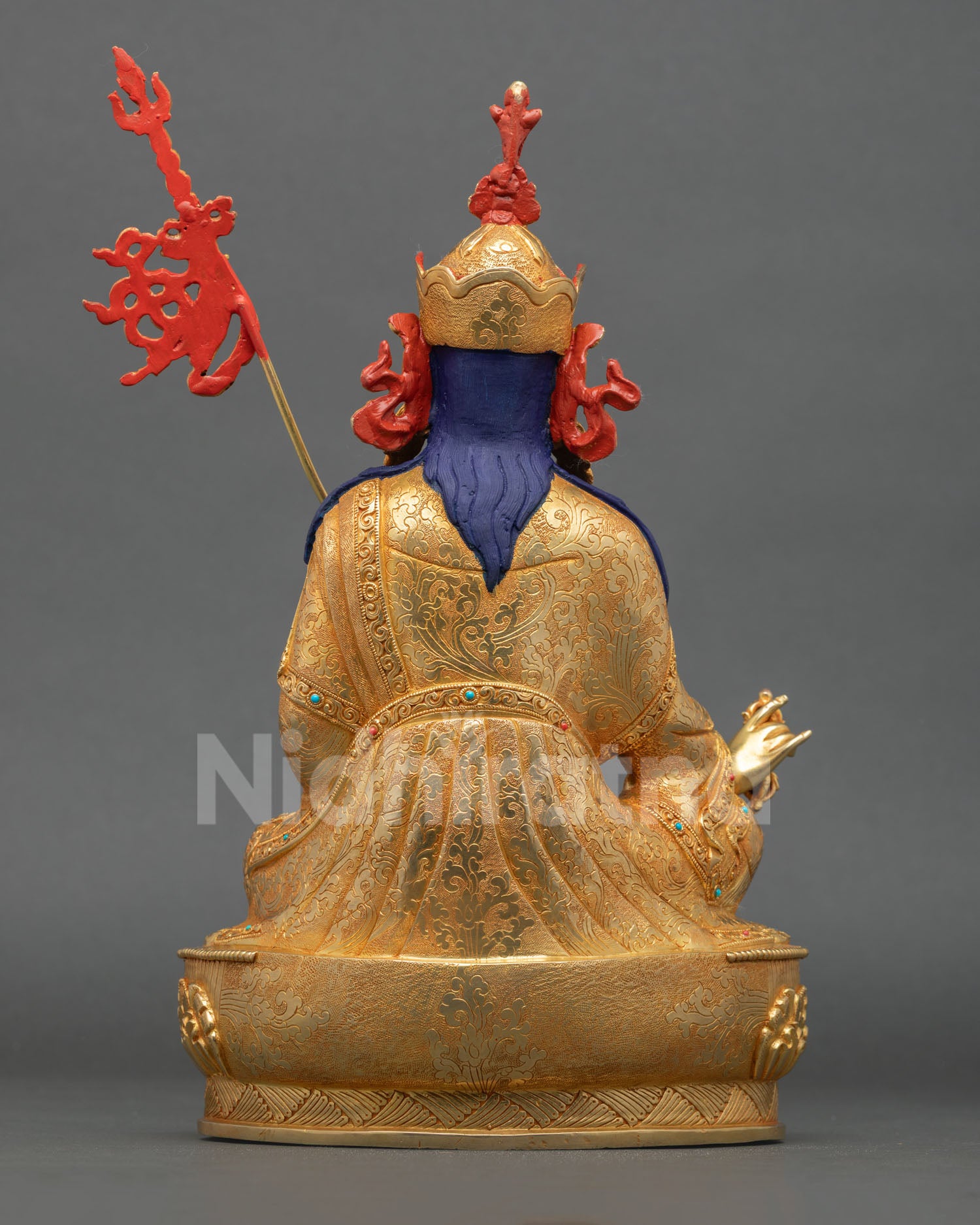 Back view of Nepalese Guru Rinpoche sculpture with lost wax casting work Tibetan Buddhist iconography and engraved finishing