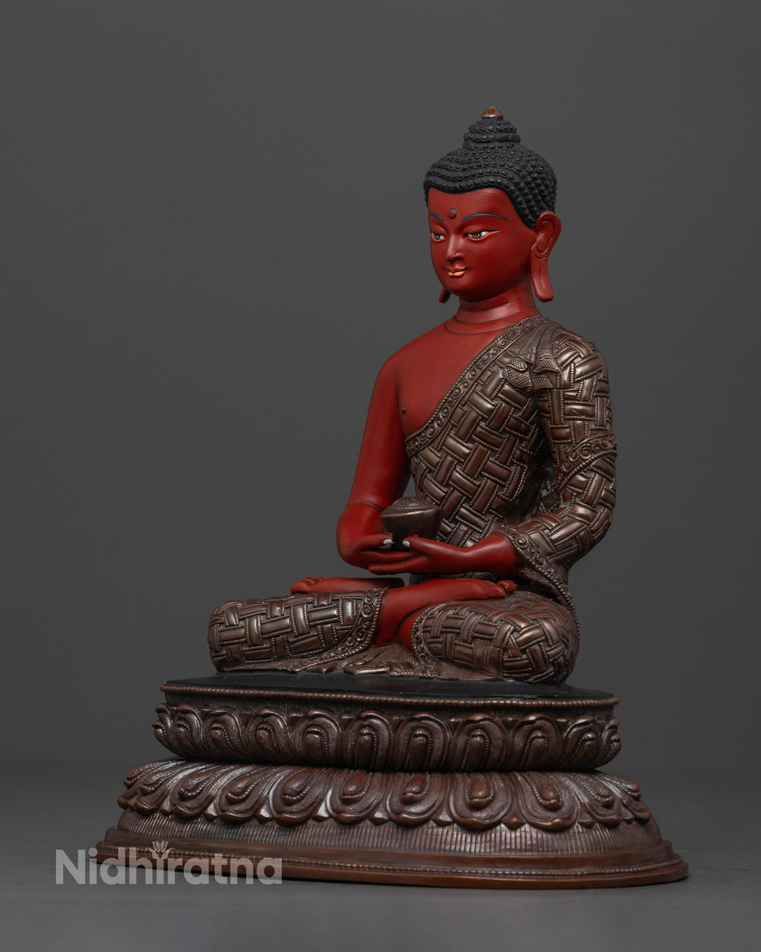 Amitabha Buddha Statue: Perfect for Meditation