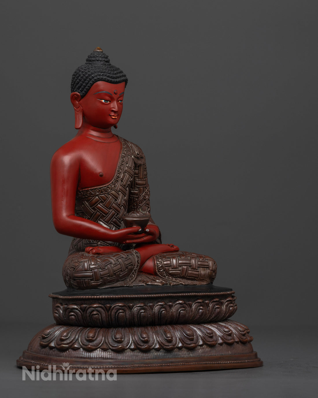 Amitabha Buddha Statue: Perfect for Meditation