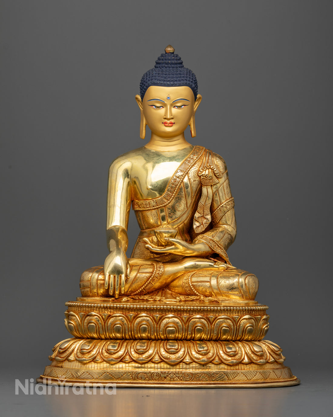 The Divine Teacher: Buddha’s Path to Wisdom and Peace