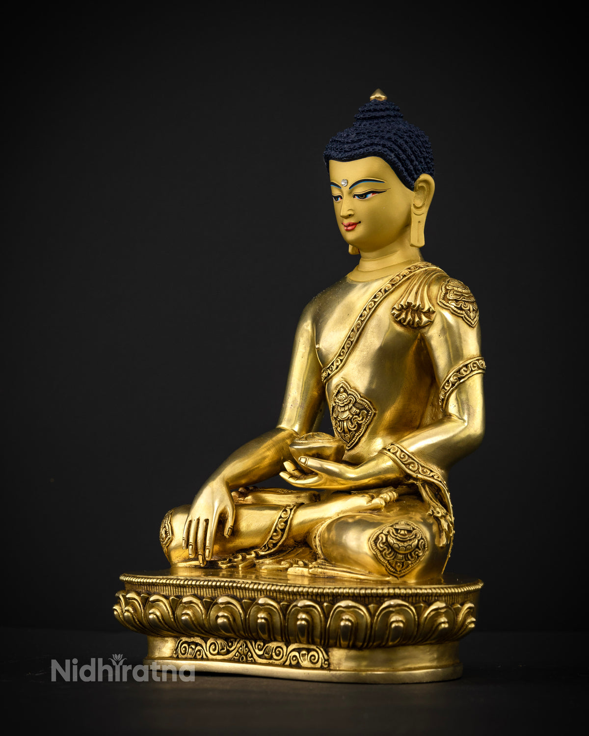 Buddha Shakyamuni statue symbolizing enlightenment and inner peace, ideal for Buddhist altars, meditation spaces, and home shrines.