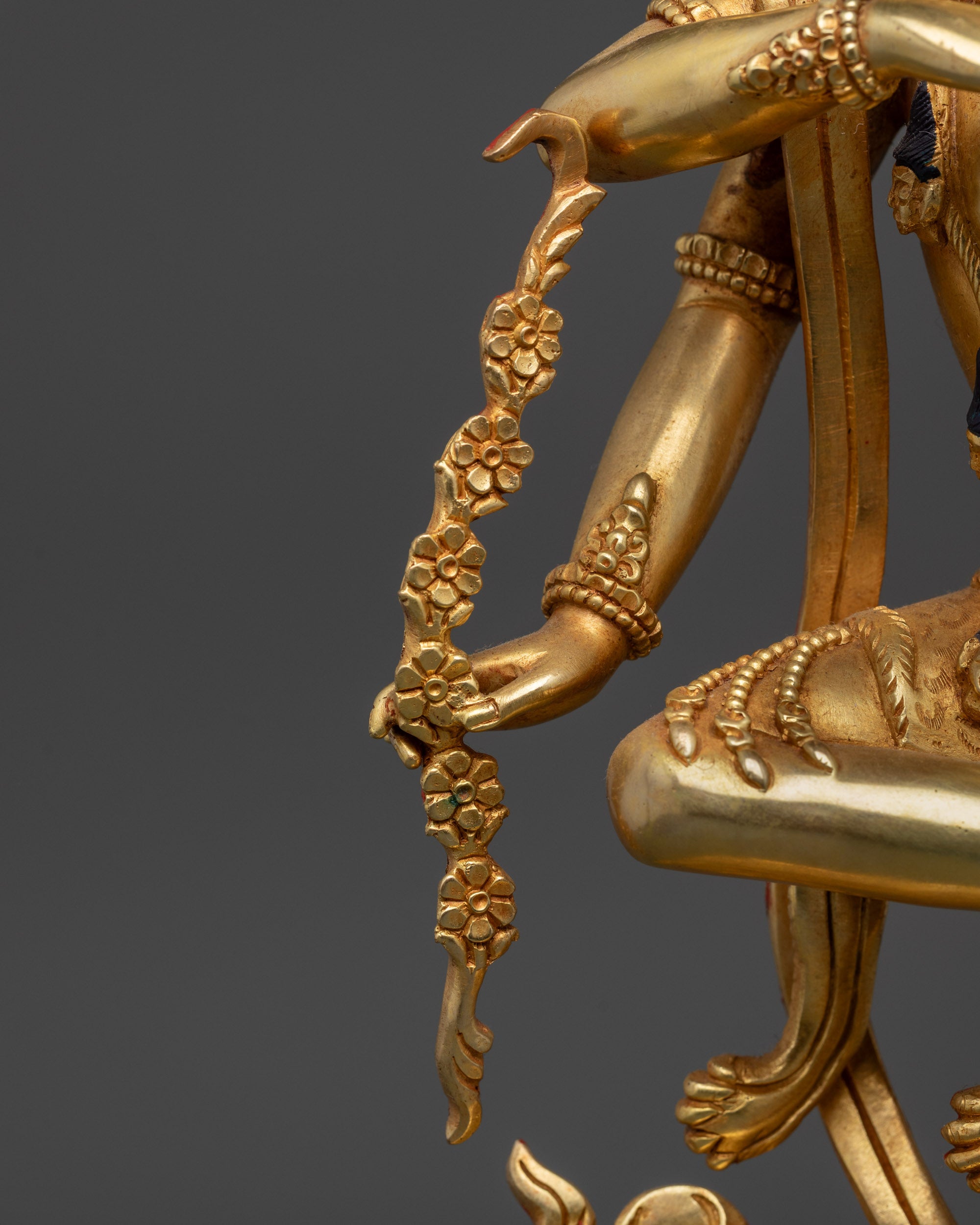Handcrafted Kurukulla Statue | 24K Gold-Gilded Goddess of Attraction