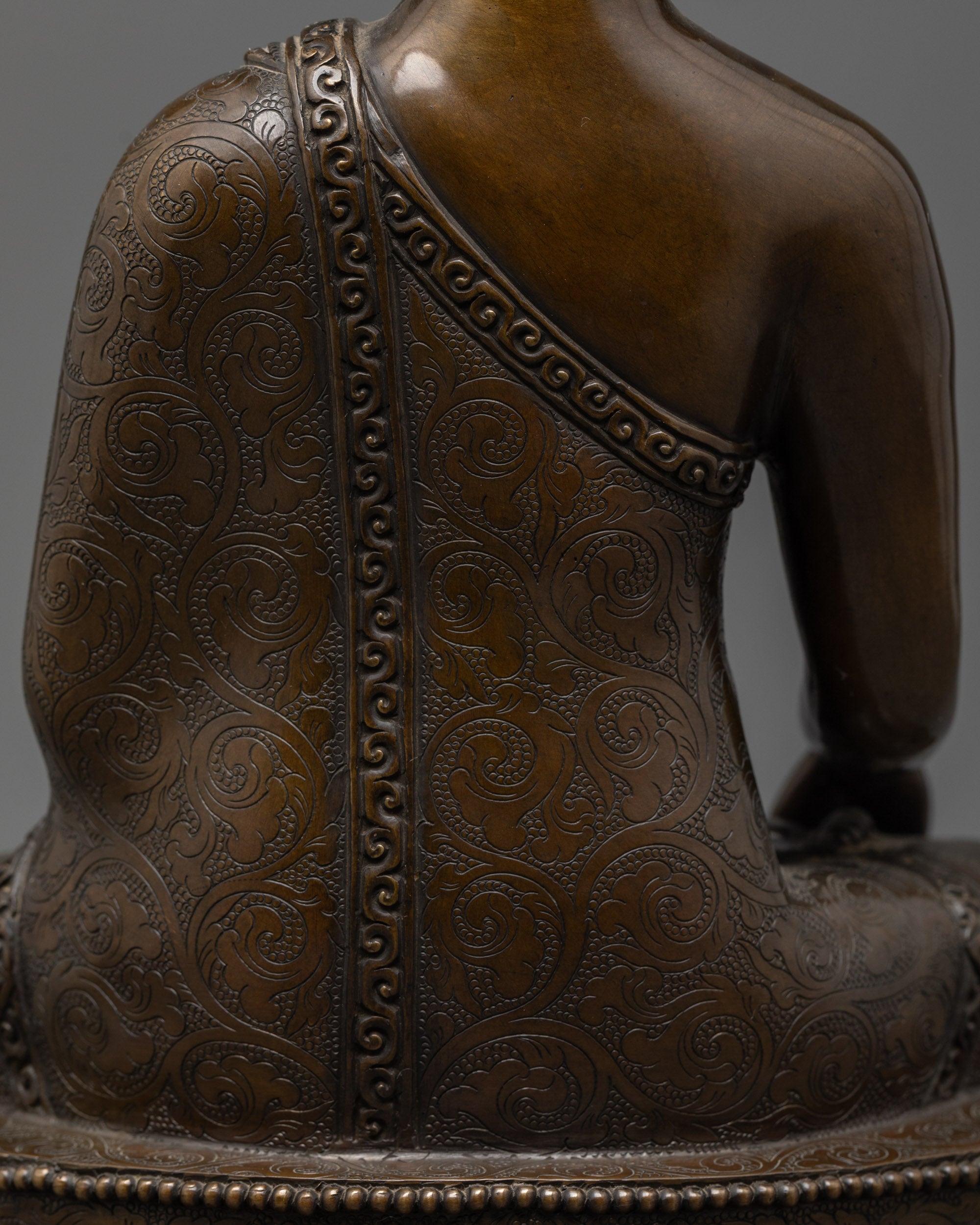 Oxidized Gautama Buddha Statue | Handcrafted Sculpture for Home Decor