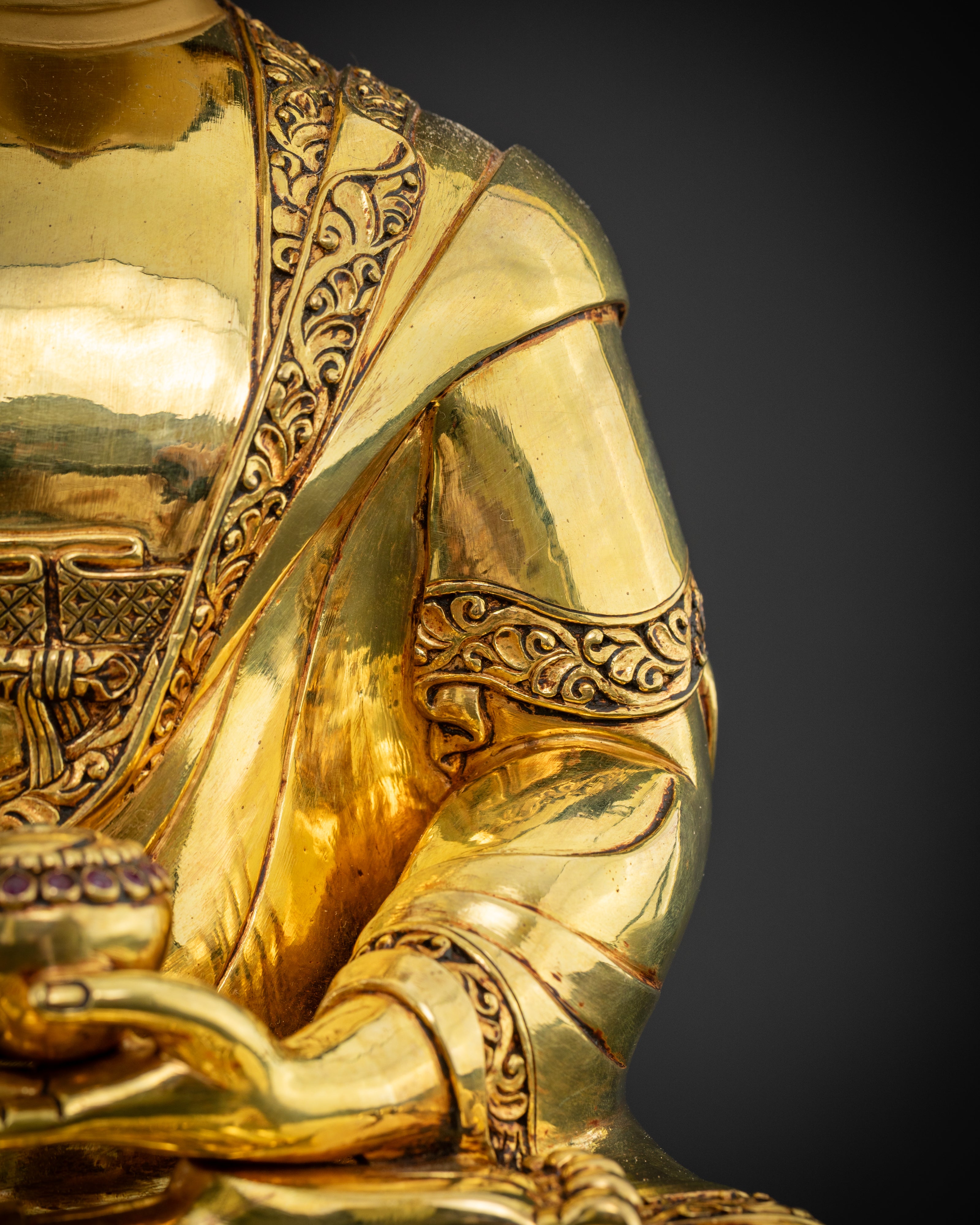 Masterpiece 16 Inch Shakyamuni Buddha Statue: Perfect for Spiritual Practice